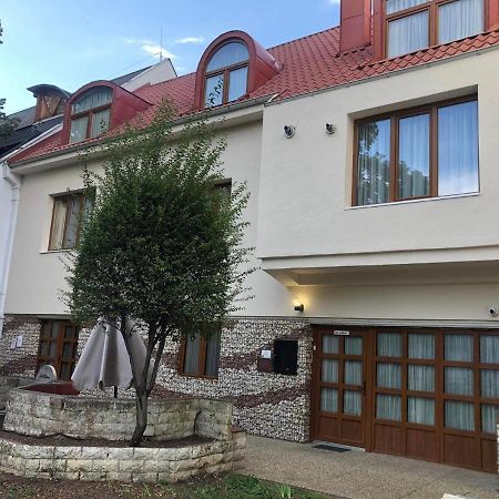 Atryum Hotel Szolnok Eksteriør bilde