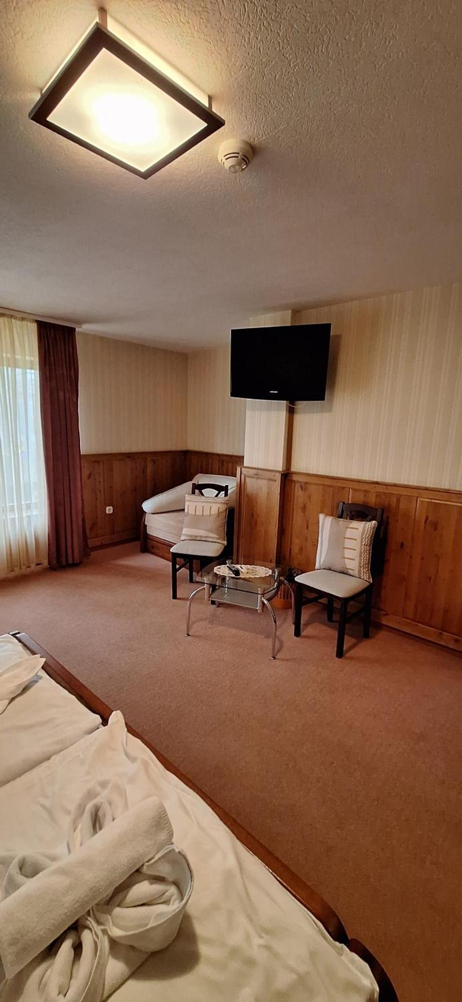 Atryum Hotel Szolnok Eksteriør bilde