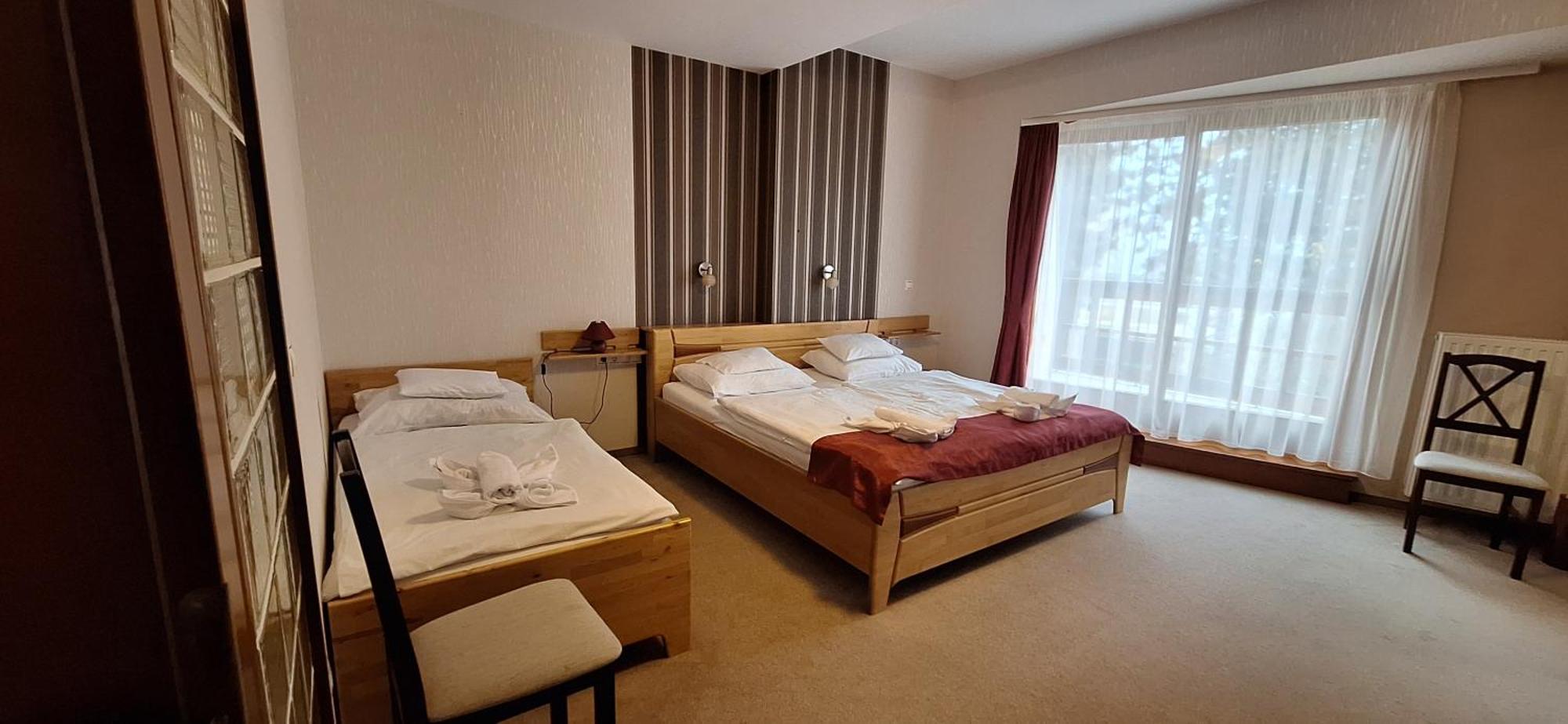 Atryum Hotel Szolnok Eksteriør bilde