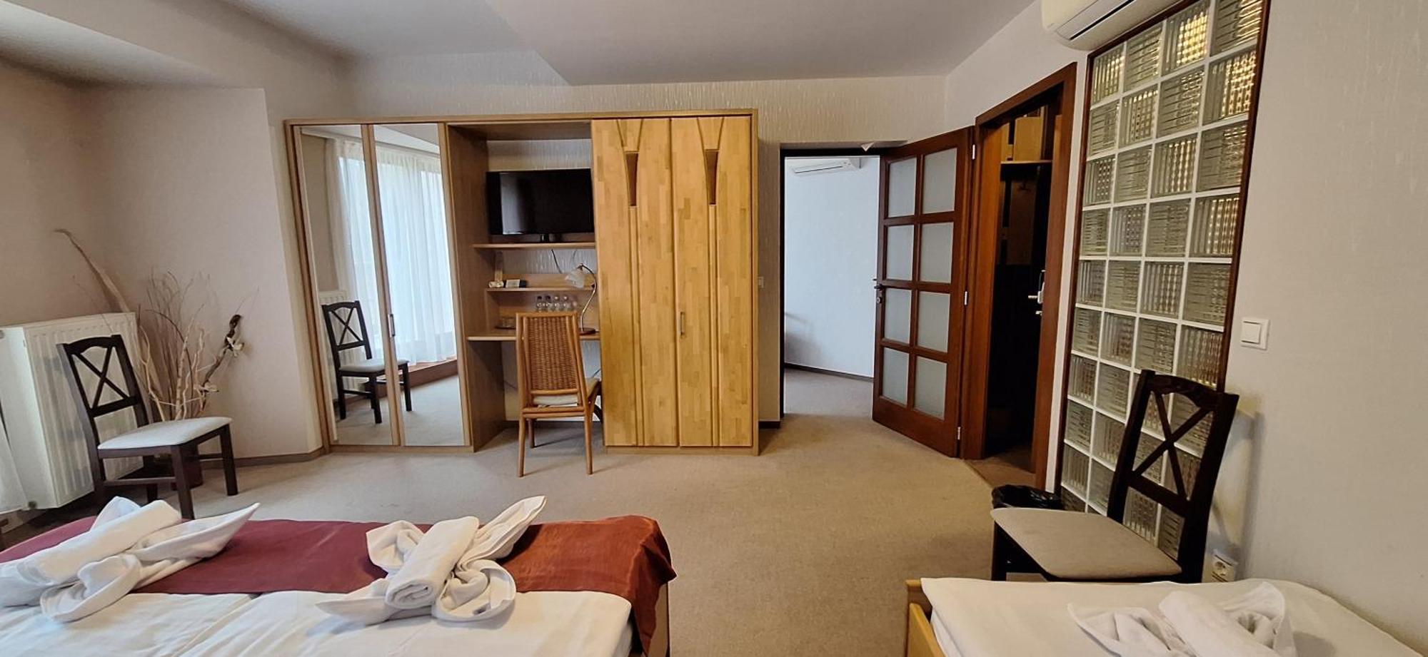 Atryum Hotel Szolnok Eksteriør bilde