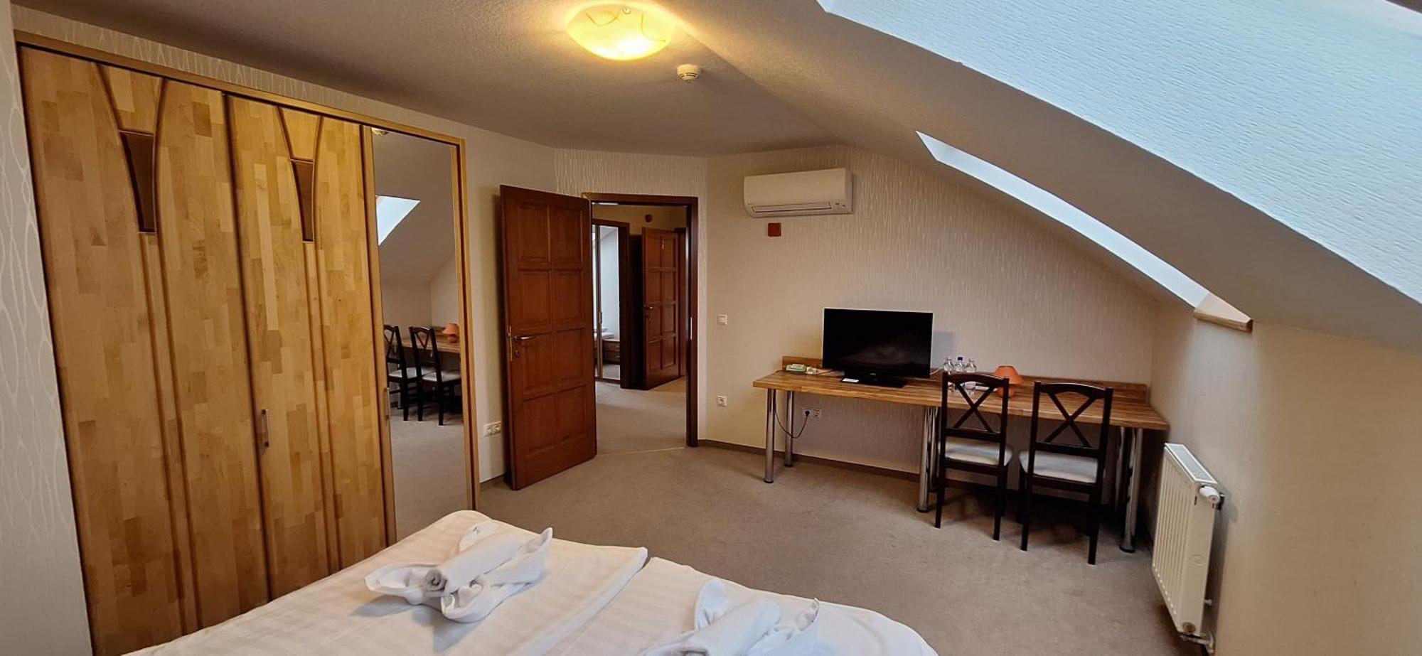 Atryum Hotel Szolnok Eksteriør bilde