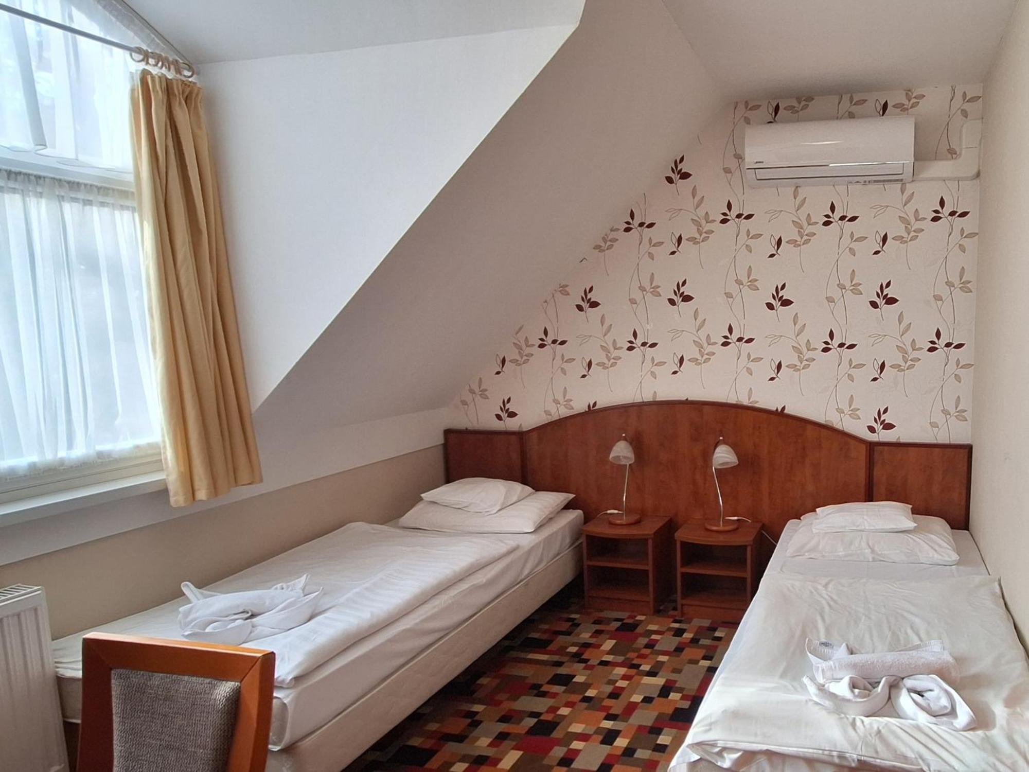 Atryum Hotel Szolnok Eksteriør bilde